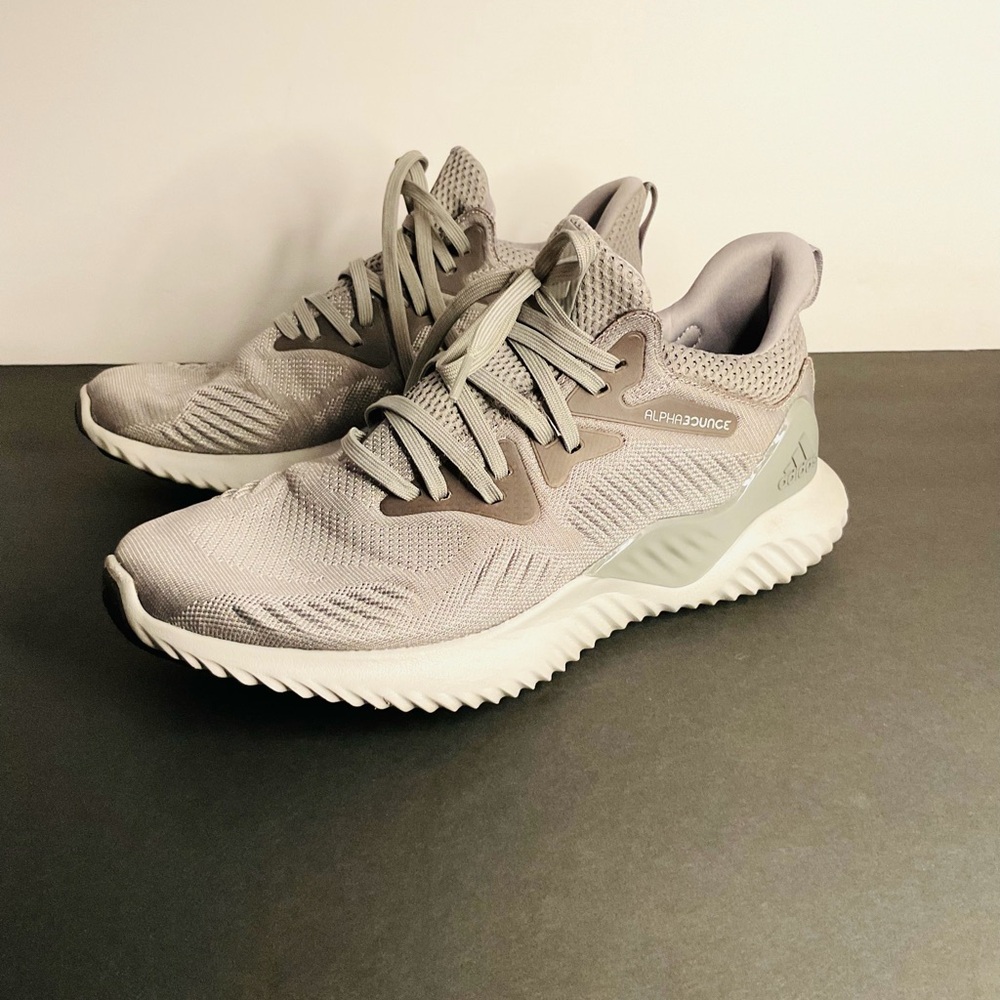 Adidas Alphabounce Running Shoes Light Gray US 8 | Comfort Knit